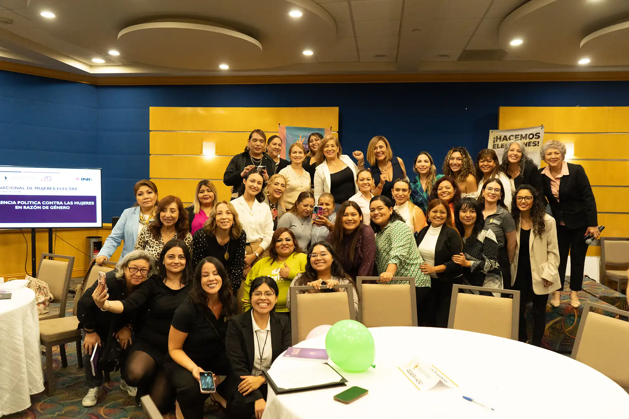 Red de mujeres electas