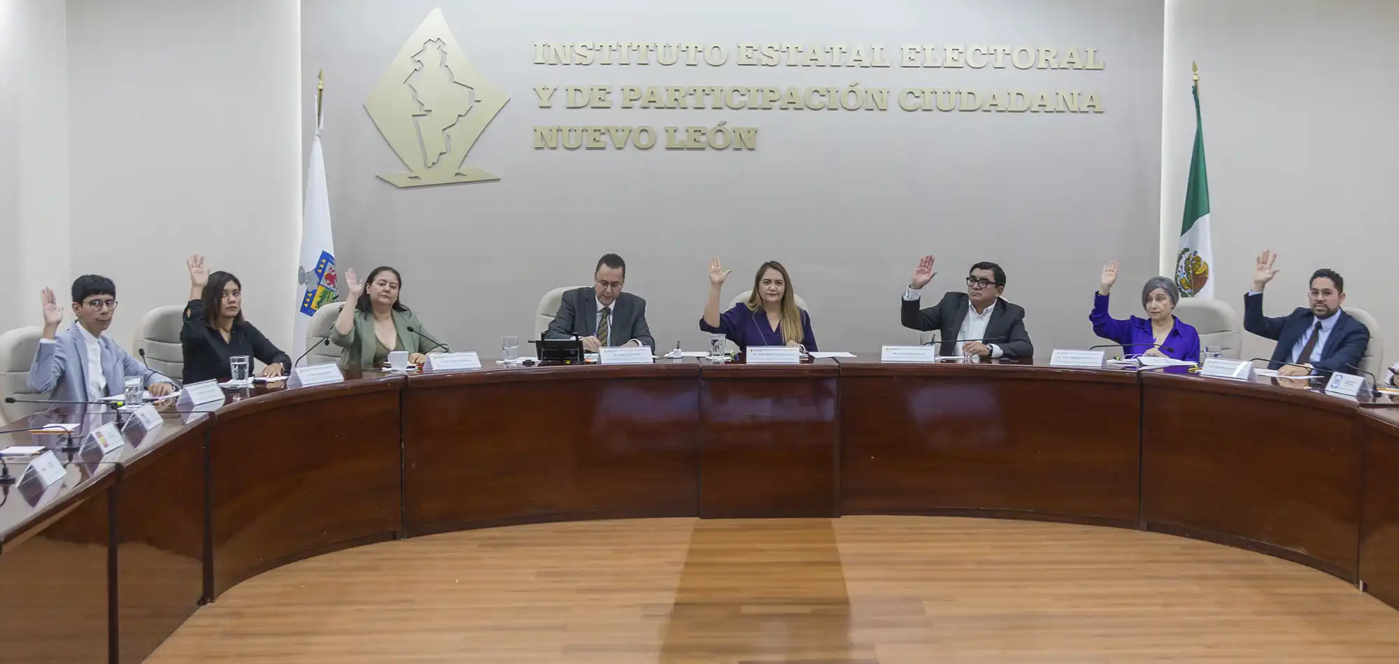Da respuesta IEEPCNL a ciudadanas sobre acciones afirmativas