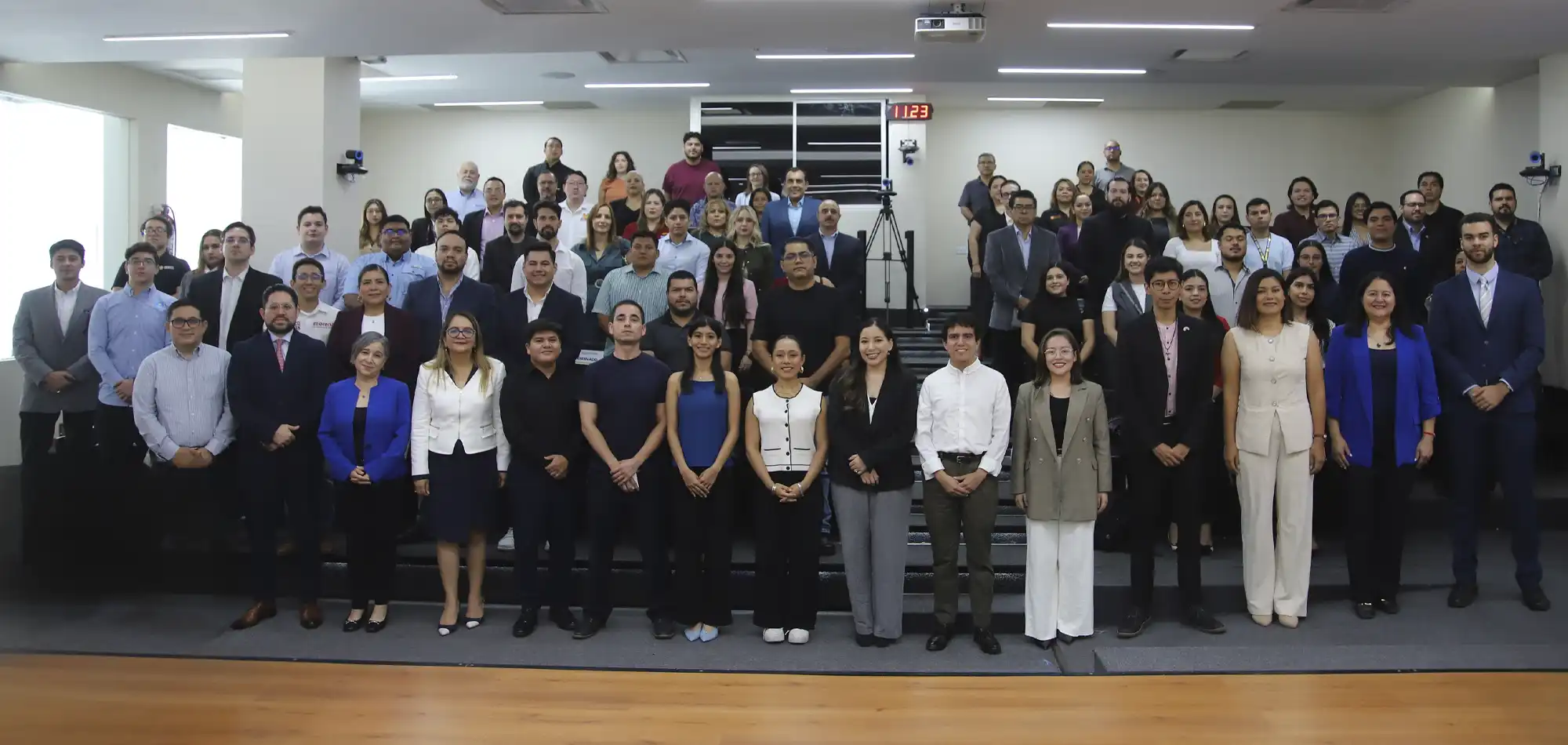 Pacta IEEPCNL colaboración con grupo juvenil de prácticas participativas