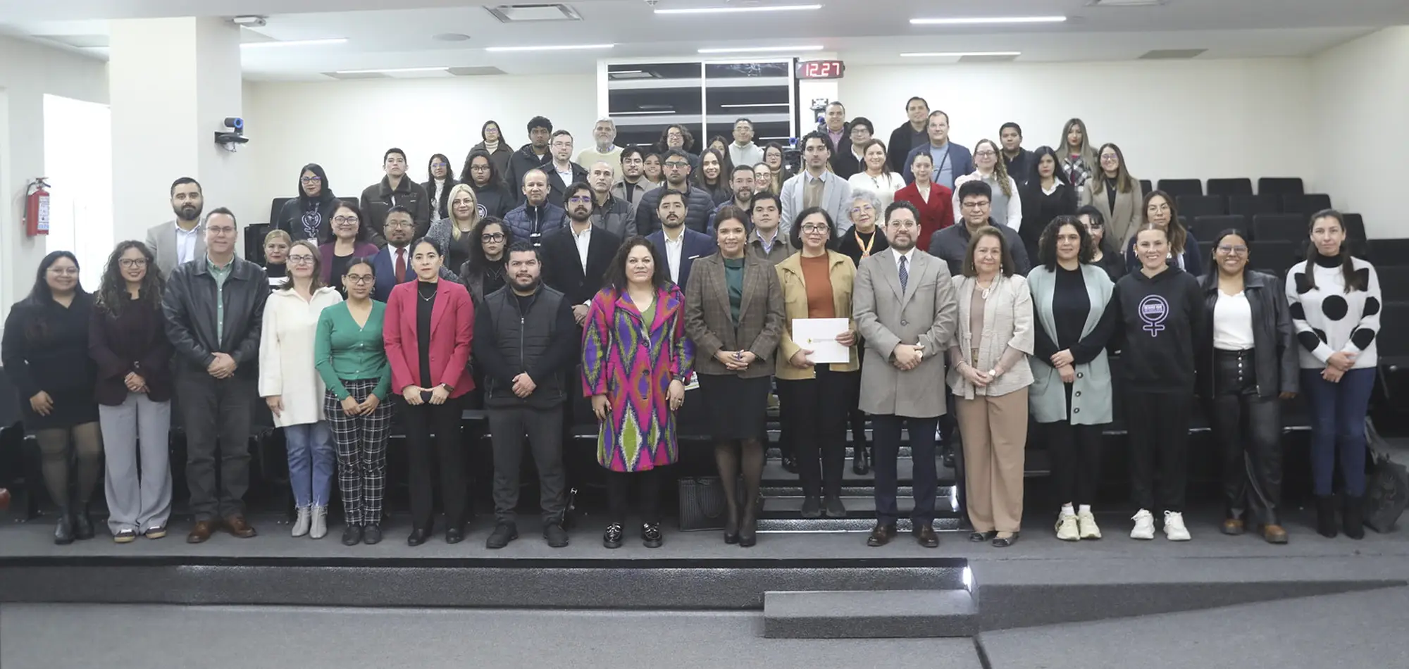 Analizan la violencia política contra mujeres electas