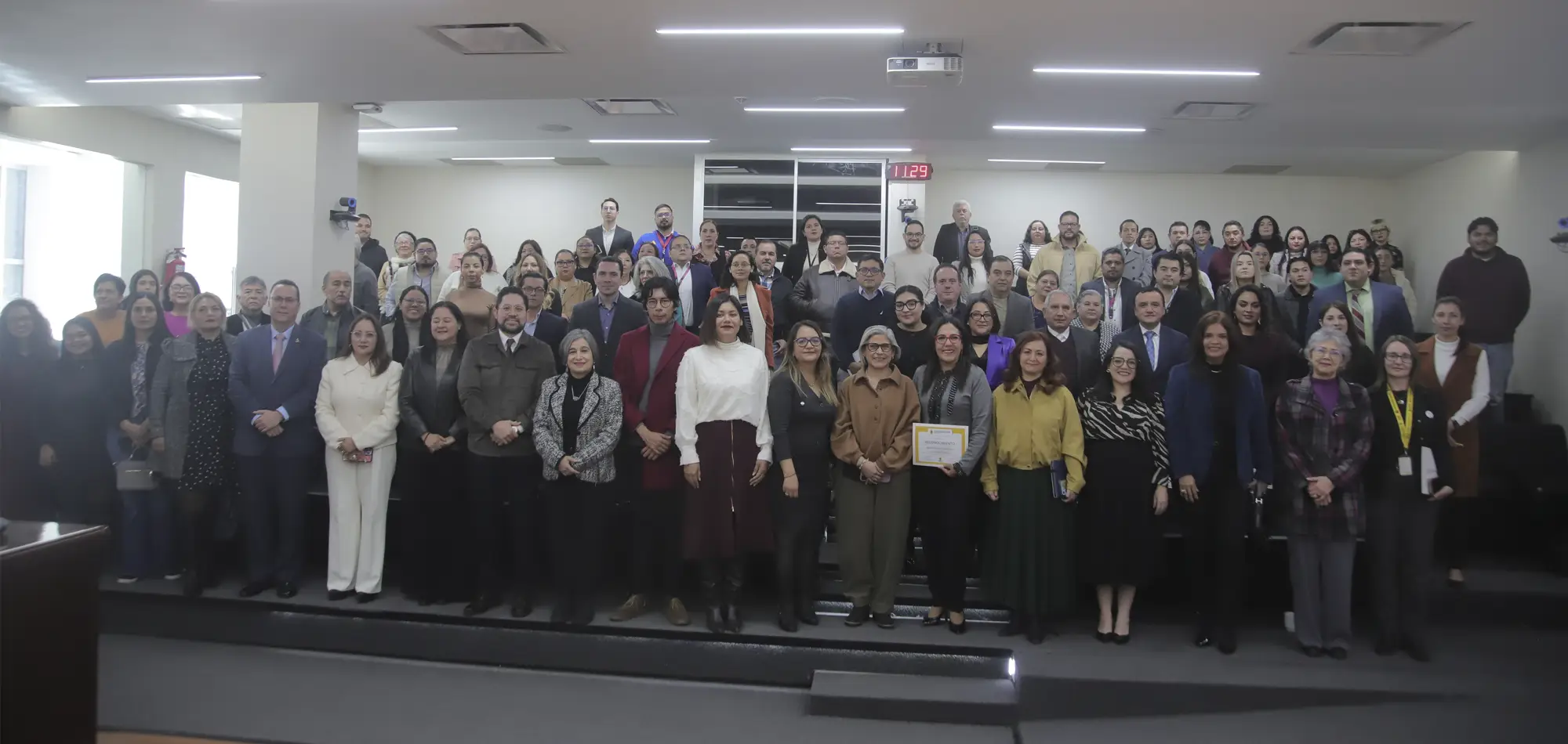 Imparte Consejera del INE conferencia sobre gubernaturas paritarias