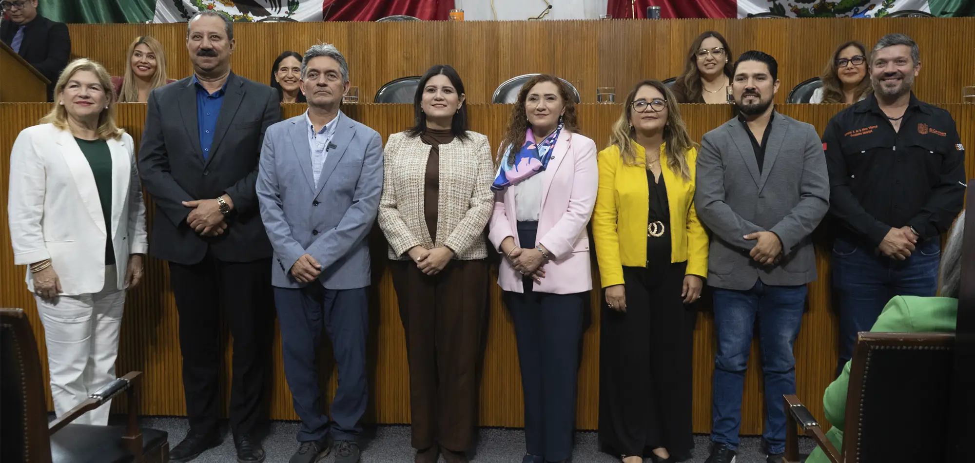 Entrega IEEPCNL constancias a diputadas y diputados infantiles