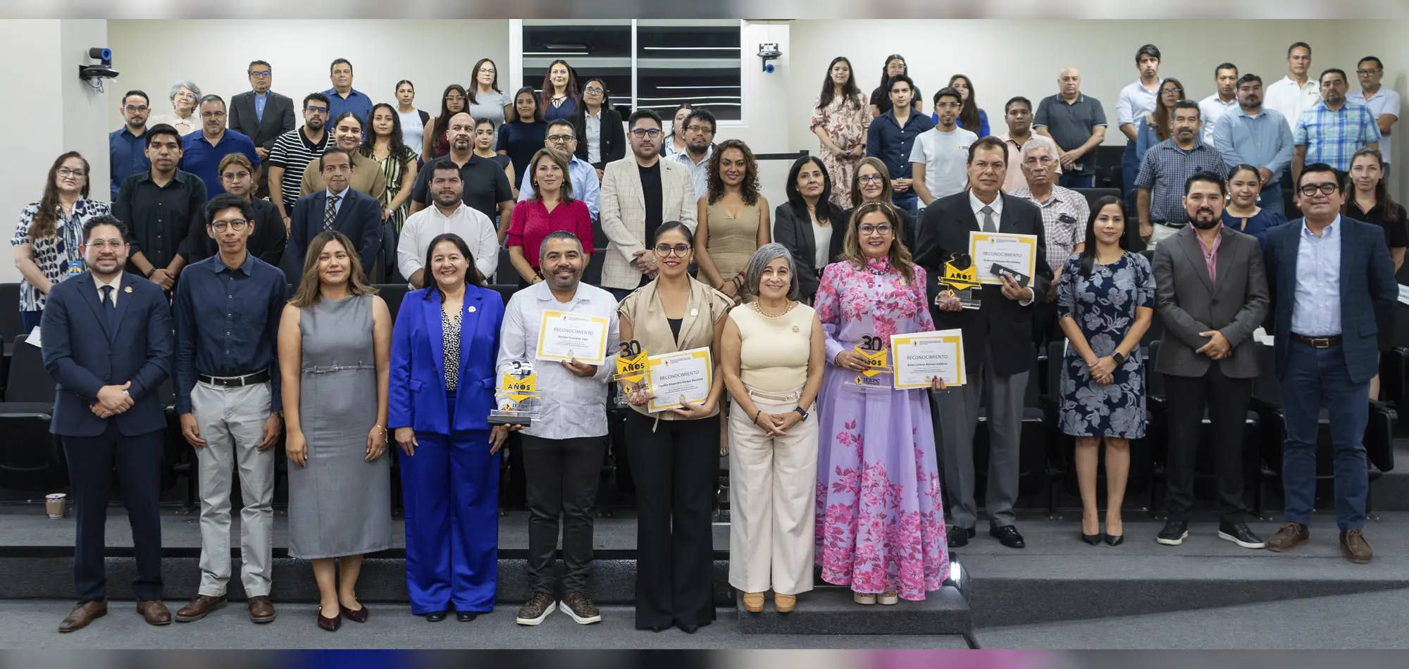Celebra IEEPCNL Mesa Voces Nacionales por la Democracia