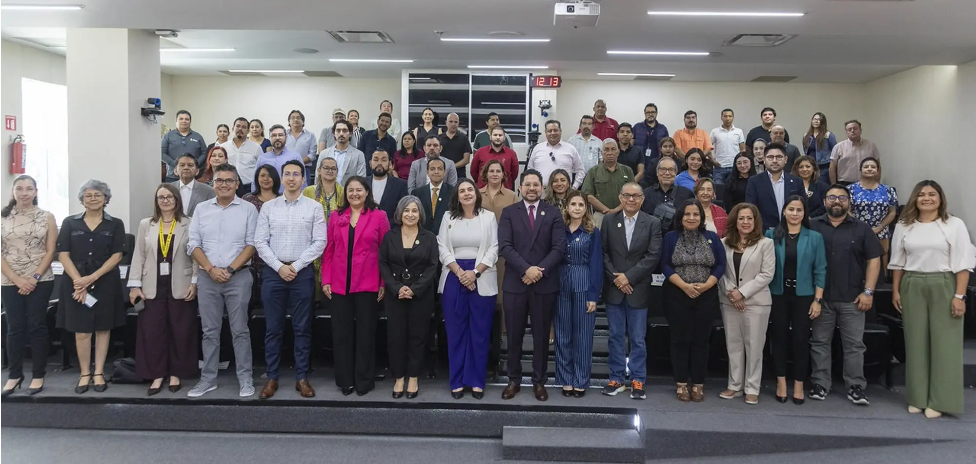 Comparte academia experiencias por los 30 años del IEEPCNL